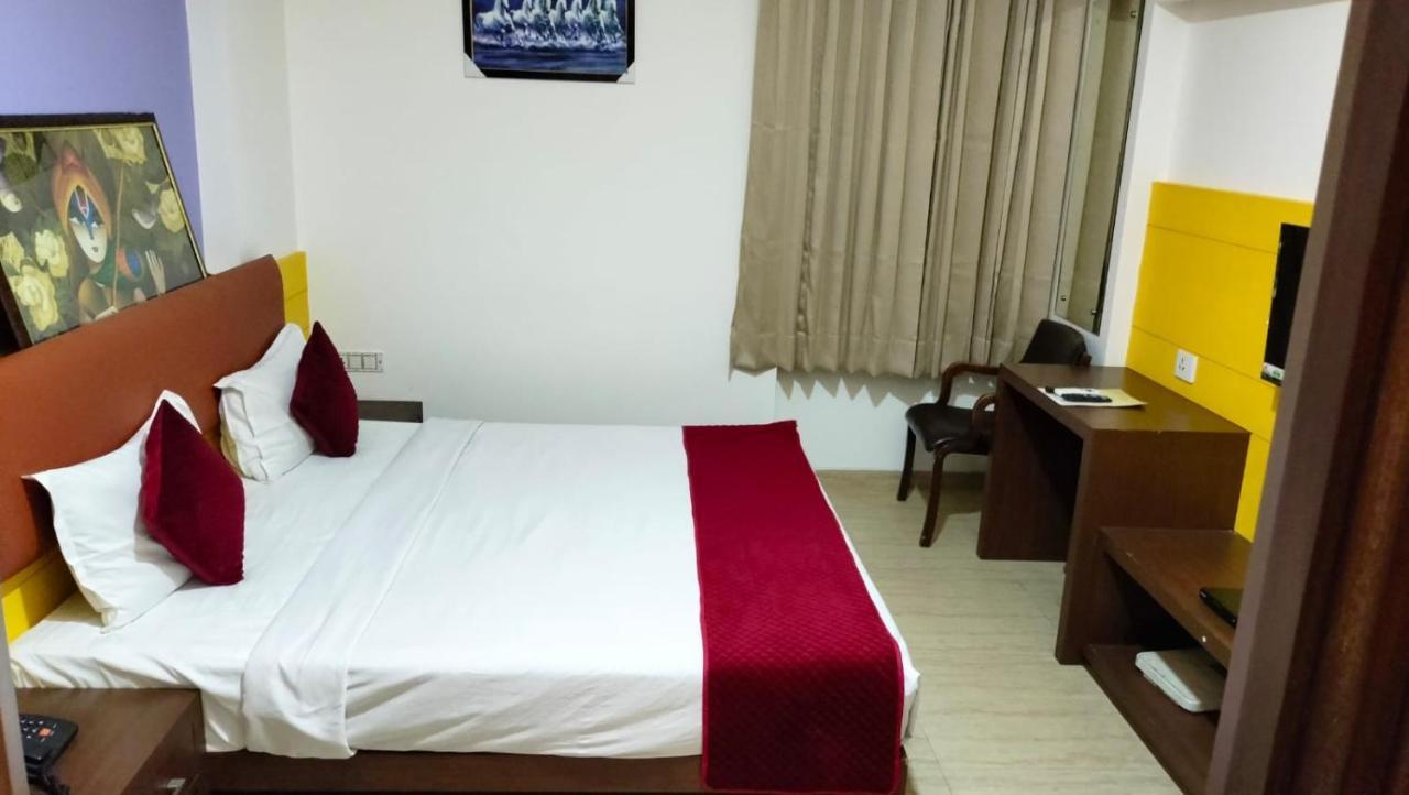 Hotel Nangis Pride Jaipur Exteriör bild