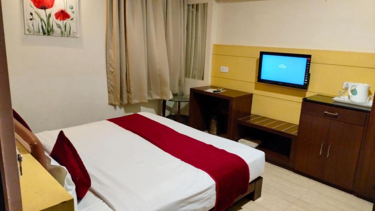 Hotel Nangis Pride Jaipur Exteriör bild