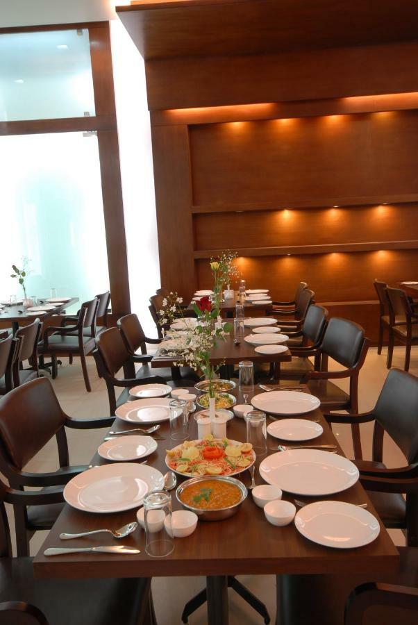 Hotel Nangis Pride Jaipur Exteriör bild